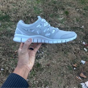 Nike Free Run 2 Wolf Grey White Silver 537732 014 Men’s Size 11 Running Shoes